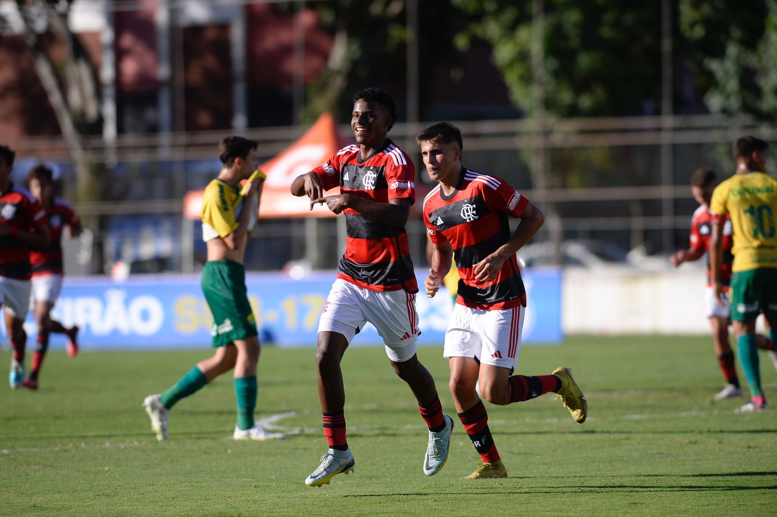 SUB-17 DO FLAMENGO VENCE O CUIABÁ PELO BRASILEIRÃO DA CATEGORIA